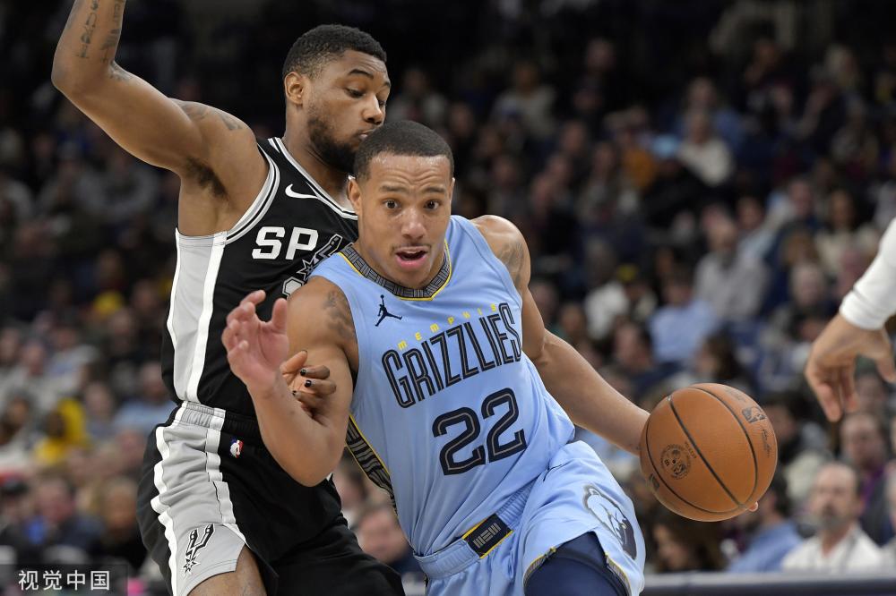 的赛场上贡 的赛场上贡