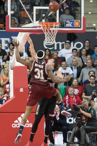 疑是实现自 疑是实现自